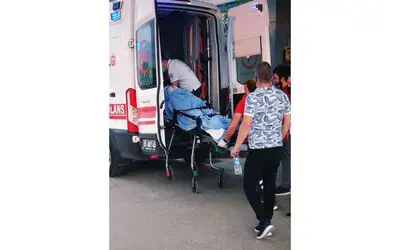 Bisikletle duvara çarpan çocuk ağır yaralandı
