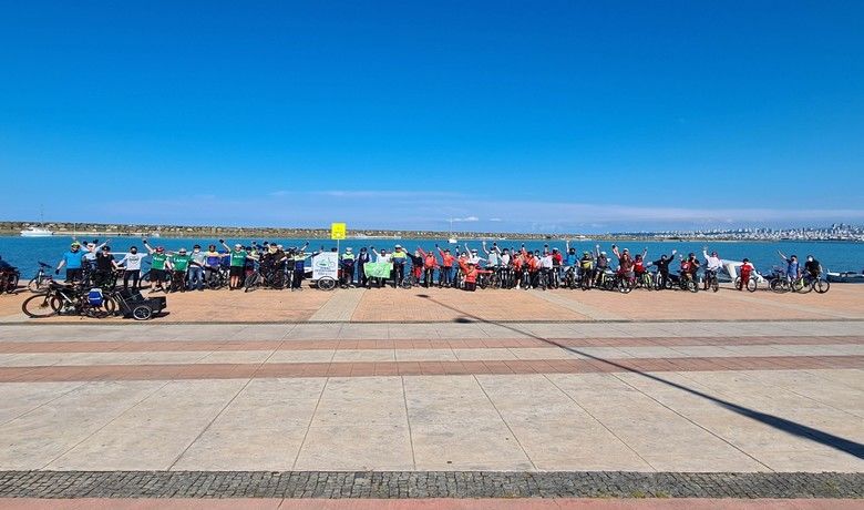 Atakumlular ‘temiz çevre’ için pedalladı
 - Atakum Belediyesi ve EKOBİD iş birliğinde Atakum sahilinde “Temiz çevre, sağlıklı kent için pedal çeviriyoruz” etkinliği yoğun ilgiyle gerçekleştirildi. Etkinlikte bisikletseverler pedallayarak doğa ve yaşam alanlarının temizliğine dikkat çekti.