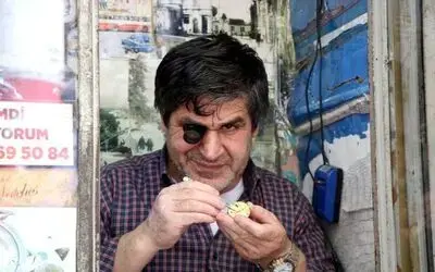 1 m2’lik dükkanda geçim mücadelesi

