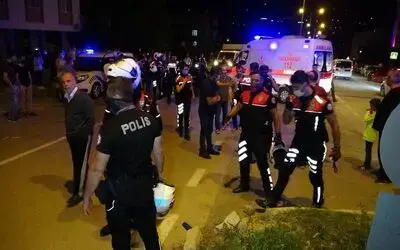 Samsun’da Yunus polisleri kaza yaptı: 2’si polis 4 yaralı
