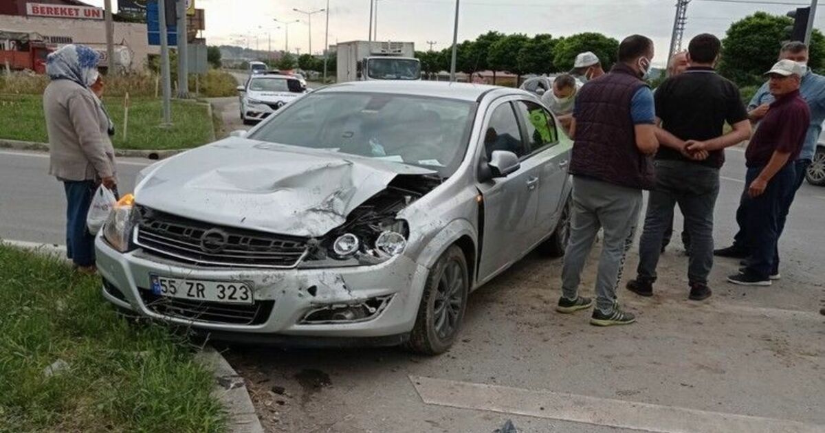 Kolay Kavşağında trafik kazası: 2 yaralı