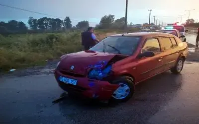 Samsun’da otomobil tır ile çarpıştı: 1 yaralı
