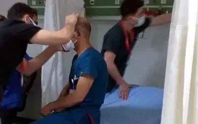 Sağlık personelinden sonra doktor da yumruklu saldırıya uğradı
