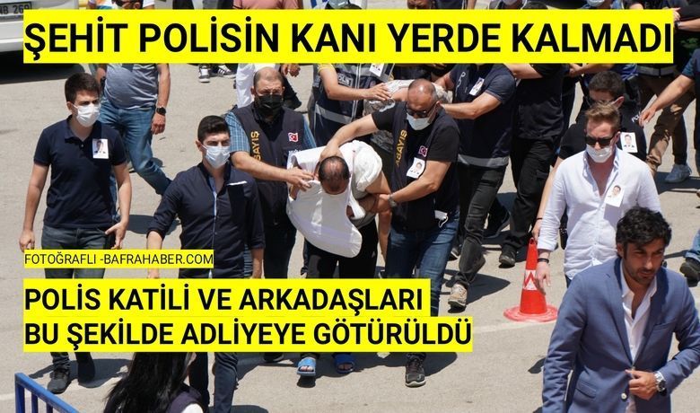 Şehit Polisin Kanı Yerde Kalmadı - MUĞLA (İHA) - Bodrum’da polis memuru Ercan Cangöz’ün şehit edilmesi ile ilgili 19 şüpheli Bodrum adliyesine getirildi. 19 şüpheli kafaları yere bakarak getirilirken polis memurları şehit meslektaşlarının fotoğraflarını yakalarına taktığı görüldü.  