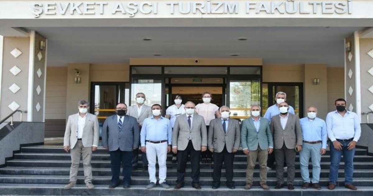 Bafra Turizm MYO’da devir teslim
