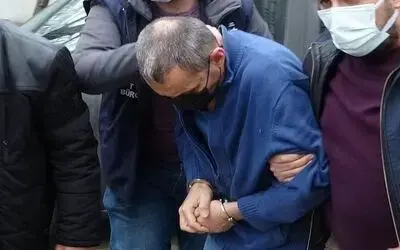 Karısını öldüren mühendis koca duruşma boyunca ağladı
