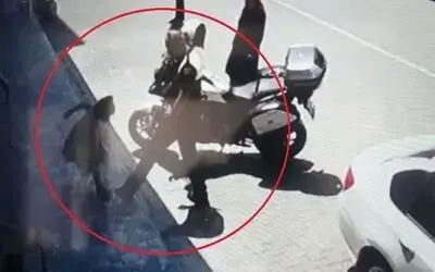 Polisin ayağına basan minik Irmak konuştu
