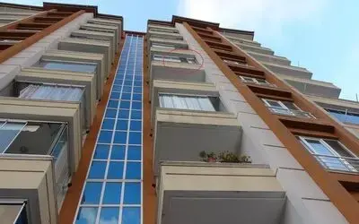 5. kattan düşen üniversite öğrencisi hayatını kaybetti
