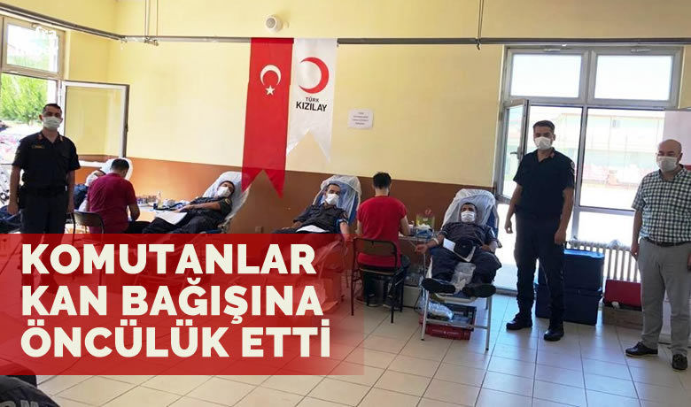 Askerlerden Kızılay’a kan bağışı