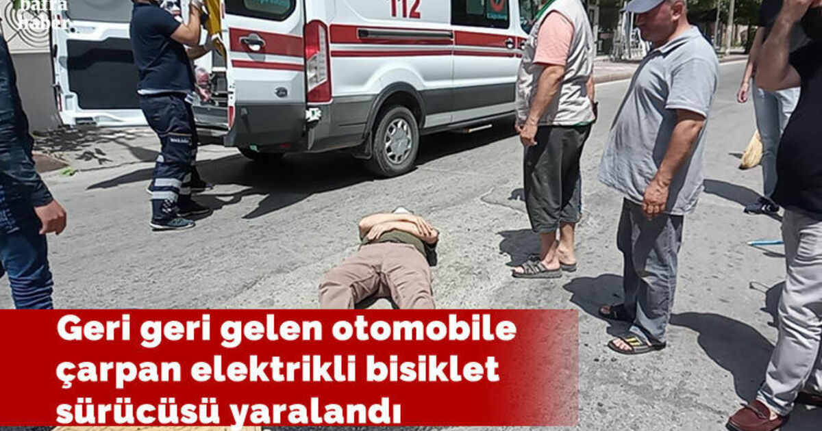 Geri geri gelen otomobile çarpan elektrikli bisiklet sürücüsü yaralandı
