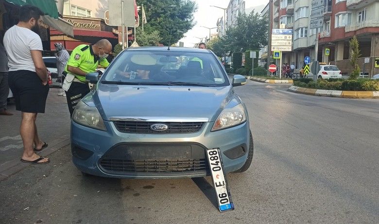 Otomobil ile motosiklet çarpıştı: 1 yaralı
