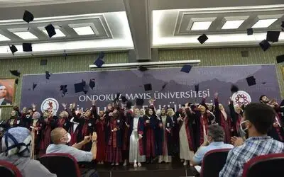OMÜ İlahiyat Fakültesi bin mezun verdi
