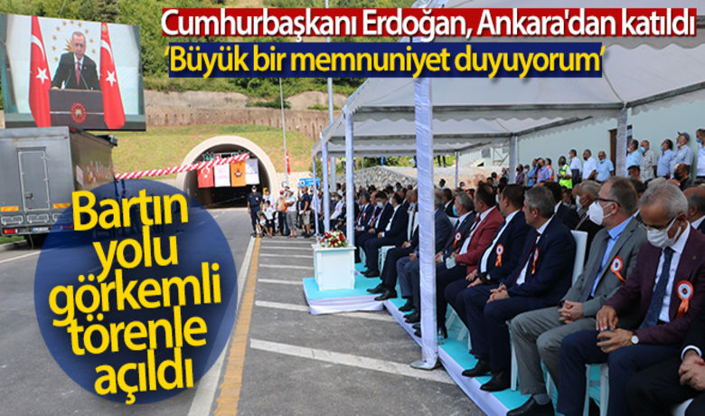 Cumhurbaşkanı Erdoğan, Bartın'dakiyol açılışında konuştu - Bartın'daki yol açılışına Ankara'dan video konferans yöntemiyle bağlanan Cumhurbaşkanı Recep Tayyip Erdoğan, güzergahı kullanan vatandaşların sıkıntılarını çözmek amacıyla 90 kilometrelik yolu 75 kilometreye düşürerek yeniden projelendirdiklerini ifade etti.