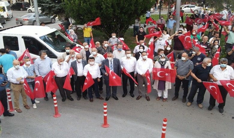 Bafra’da “15 Temmuz Demokrasive Birlik Günü” kutlamaları - Fetullahçı Terör Örgütü (FETÖ) tarafından gerçekleştirilen hain darbe girişiminin 5. yılında, Bafra yine tek yürek tek bilek oldu.