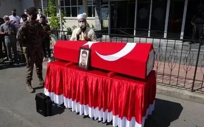 Eşinin öldürdüğü özel harekat polisi için tören düzenlendi
