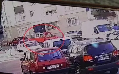 Samsun’da kamyonet dehşeti: 10 araca çarpıp kaçtı
