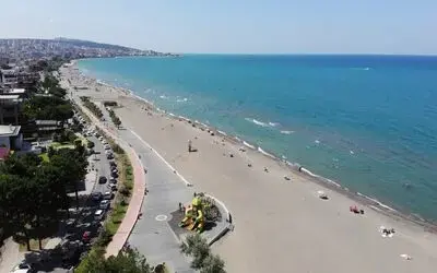 Çöl sıcaklarının yaşandığı Samsun’da sahiller boş kaldı
