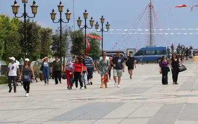 Bayramı gezerek ve eğlenerek değerlendirdiler
