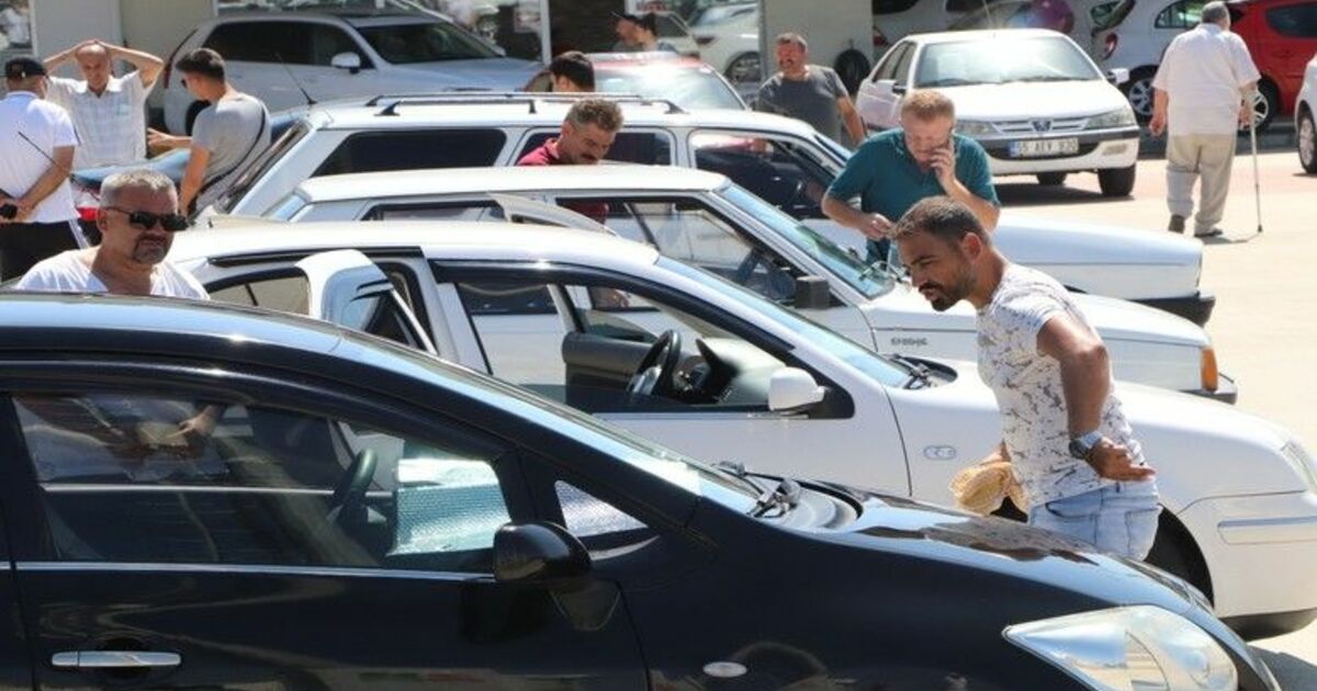 Samsun’da ikinci el oto pazarında bayram sonrası hareketliliği
