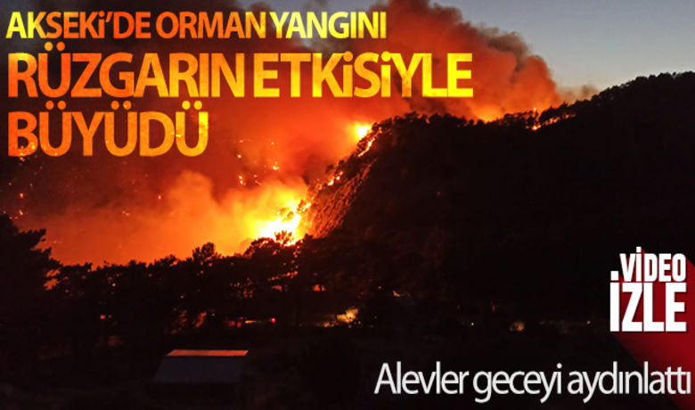 Akseki'de orman yangını devam ediyor - Antalya'nın Akseki ilçesine bağlı Hocaköy Mahallesi'nde çıkan yangın devam ediyor. Öte yandan Kepez Mahallesi yakınlarındaki ormanlık alanda, Güğlen Dağı'nda yangının devam ettiği ve yangının Hocaköy Mahallesi'nin arkasında bulunan Katran Dağı'na sıçradığı öğrenildi.