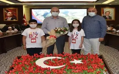 Rektör Ünal: “Kitap okuma boş zamanlarda yapılan bir şey değildir, kitap bir ihtiyaçtır”
