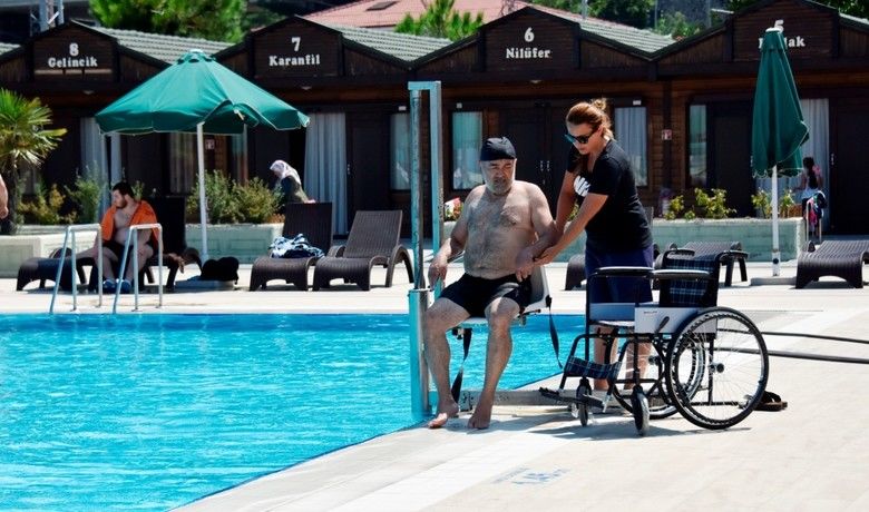 SBB’den “engellilere” tatil sürprizi
 - Dezavantajlı gruplara özel Türkiye’nin ilk tesisine sahip Samsun Büyükşehir Belediyesi, engellilere ücretsiz tatil sürprizi yaptı. Misafirlerini otel konforundaki sosyal tesislerinde ağırlayan belediye, havuz keyfi, şehir gezileri ve akşam eğlenceleriyle onlara unutamayacakları anlar yaşattı.