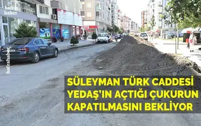 Yola Dökülen Kum Yağmur İle Caddeye Saçıldı!
