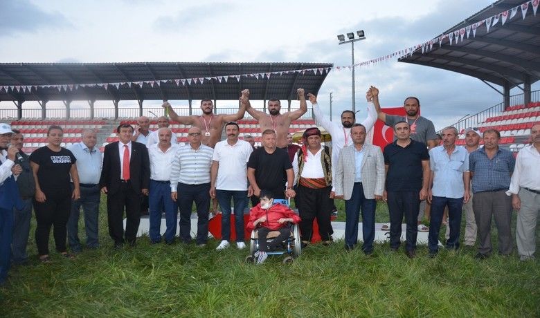 Karadeniz’in Kırkpınar’ı nefes kesti
 - Samsun’un Alaçam ilçesinde Ziraat Odası ve Muhtarlar Derneği işbirliği ile düzenlenen "2. Tarım Fuarı ve Yağlı Pehlivan Güreşleri" bölge halkı tarafından büyük ilgi gördü.