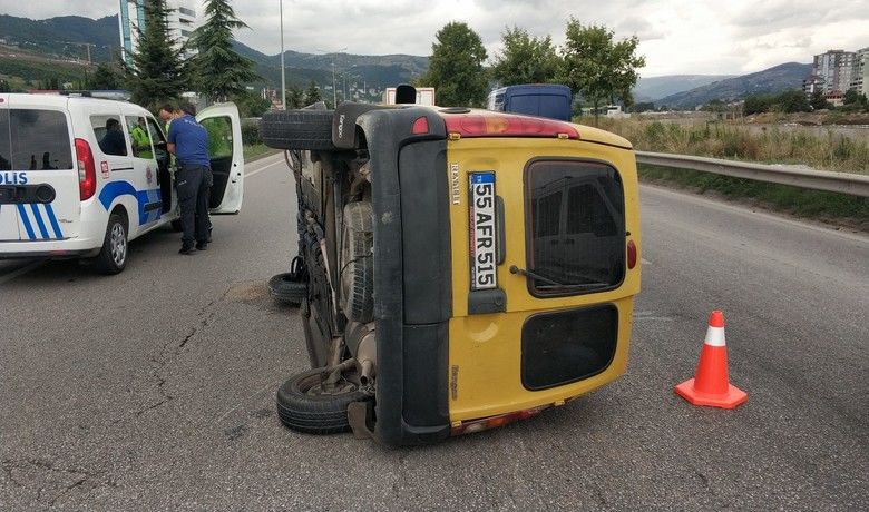 Samsun’da hafif ticari araç devrildi: 1 yaralı
 - Samsun’da hafif ticari aracın yol ortasına devrilmesi sonucu meydana gelen trafik kazasında 1 kişi yaralandı.