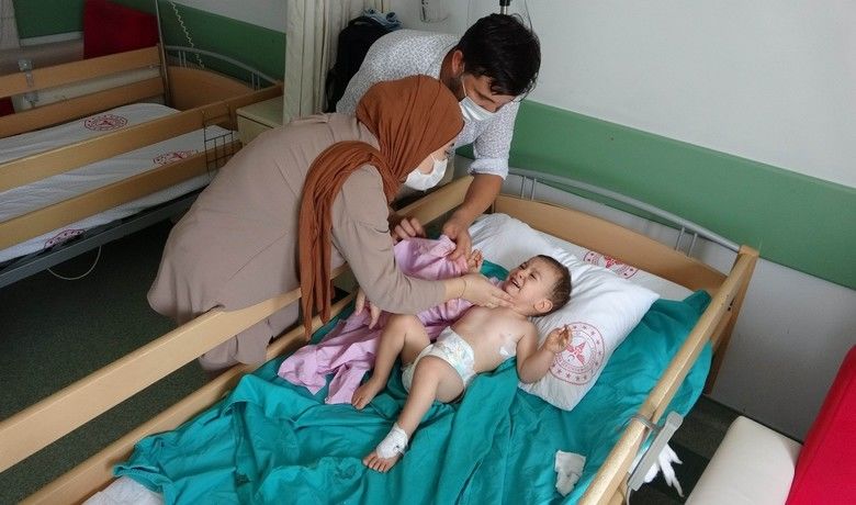Parkta maganda kurşunu isabeteden 1,5 yaşındaki çocuk yaralandı - Samsun’da parkta maganda kurşunu isabet eden 1,5 yaşındaki çocuk yaralanarak hastanelik oldu.