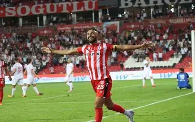 Yasin Öztekin: “Samsunspor ile Süper Lig’de oynamak istiyorum”
