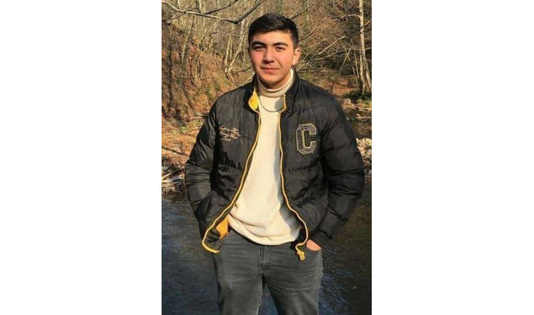 Kazada yaralanan 17 yaşındakibisiklet sürücüsü hayatını kaybetti - Ordu’da kazada yaralanan 17 yaşındaki bisiklet sürücüsü Samsun’da tedavi altına alındığı hastanede hayatını kaybetti.