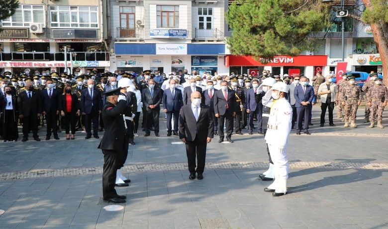 Samsun’da 30 Ağustos Zafer Bayramı kutlamaları
 - SAMSUN (İHA) – 30 Ağustos Zaferi’nin 99’uncu yıl dönümü tüm yurtta olduğu gibi Samsun’da da törenle kutlandı.