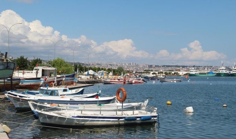 Balıkçılara fırtına uyarısı
 - Meteoroloji 10. Bölge Müdürlüğü, Samsun’da 3 Eylül Cuma günü beklenen fırtınaya karşı balıkçı ve tekne sahibi vatandaşları uyardı.