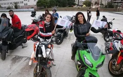 Samsun’da aşıya dikkat çekmek için konvoy yaptılar
