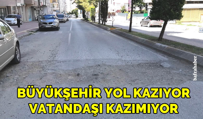 Bafra'dan bozuk yol manzaraları