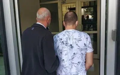Uyuşturucu ticaretinden tutuklandı
