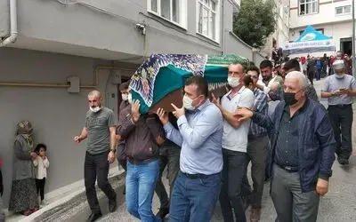 Gelin en mutlu gününde anne acısı yaşadı
