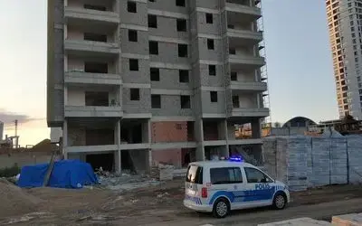 İnşaatta asansör boşluğuna düşen işçi hayatını kaybetti
