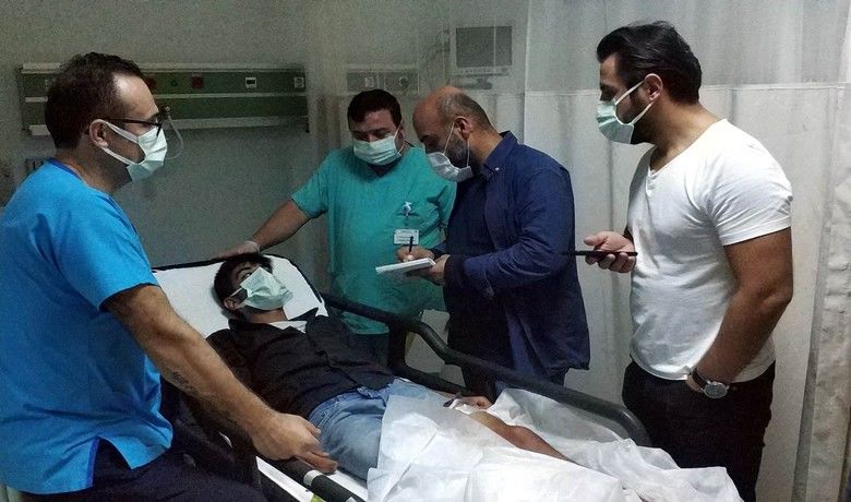 15 yaşındaki çocukbıçaklı saldırıda hastanelik oldu - Samsun’da 15 yaşındaki bir çocuk, aralarında tartışma olan bir kişinin bıçaklı saldırısına uğrayarak hastanelik oldu.