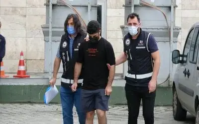 Şüpheli araçtan 40 sahte 100’lük dolar ele geçti: 1 yabancı uyrukluya gözaltı
