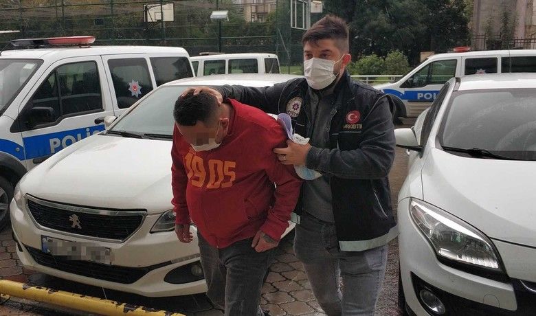 İş yerinde uyuşturucu satışına gözaltı
 - Samsun’da bir kişi iş yerinde satışa hazır uyuşturucu maddelerle yakalandı.