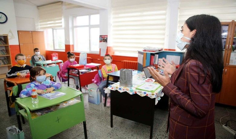 Öğrencilere ’mahremiyet’ anlatıldı
 - Atakum Belediyesi tarafından Çatalçam İlkokulu’nda öğrencilere ’mahremiyet’ eğitimi verildi.