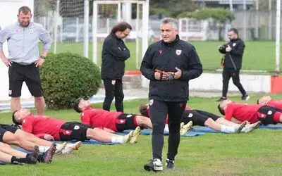 Altıparmak: “Ümraniyespor’u yenip milli araya moralli girmek istiyoruz”
