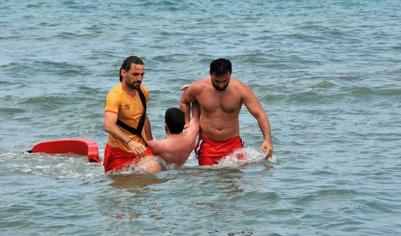 114 ‘can’ kurtardılar
 - Samsun Büyükşehir Belediyesi İtfaiye Daire Başkanlığı’na bağlı cankurtaranlar bu sezon boğulma tehlikesi geçiren 114 kişiyi kurtardı.