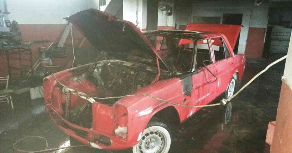 Park halindeki otomobilde yangın
