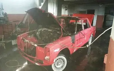 Park halindeki otomobilde yangın
