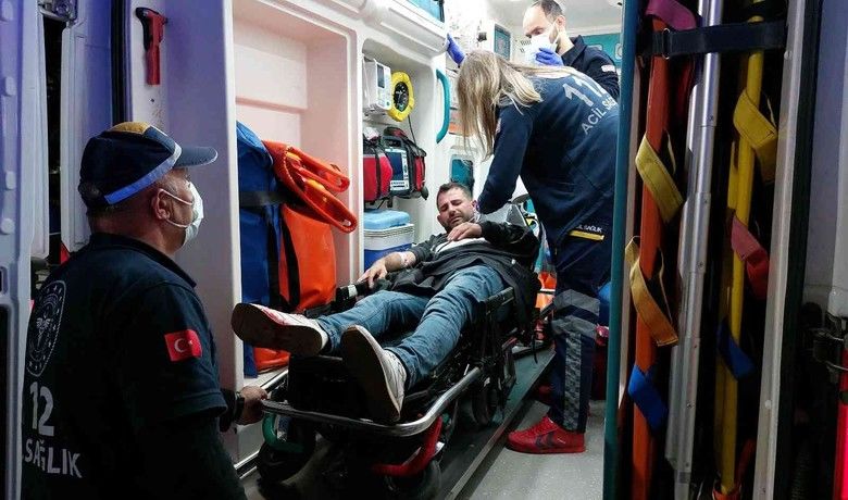 Kafede silahlı saldırı: 2 yaralı
 - Samsun’da kafede otururken silahlı saldırı uğrayan 2 kişi yaralanarak hastanelik oldu.