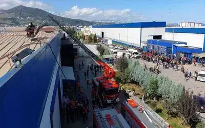Samsun’da otomotiv fabrikasında yangın: 19 işçi hastanelik oldu
