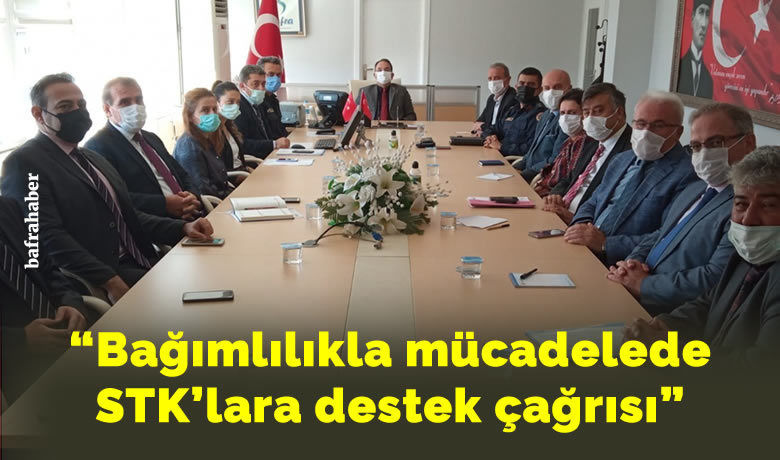 Kaymakam Ertürkmen'den Bağımlılıklamücadele STK'lara destek çağrısı - Samsun’un Bafra ilçesinde Bağımlılıkla Mücadele İlçe Koordinasyon Kurulu Toplantısı, Kaymakam Cevdet Ertürkmen başkanlığında yapıldı.